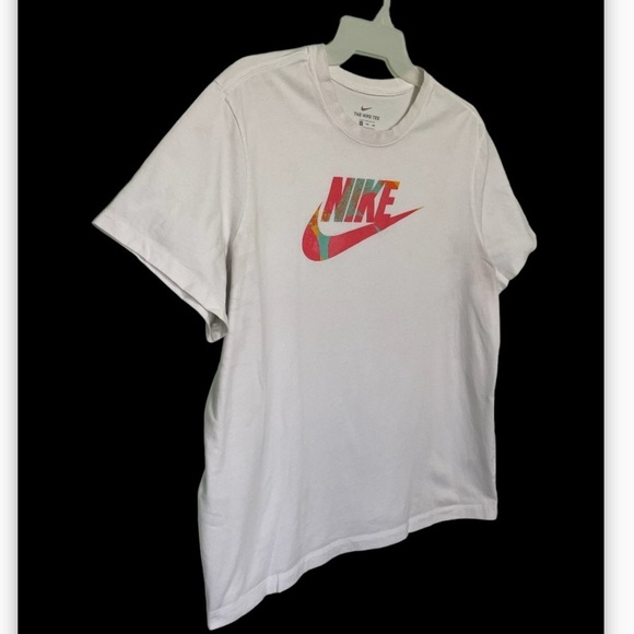 Mens Nike Tee shirt size XXL Nike emblem on front great condition comfortable - Picture 2 of 7
